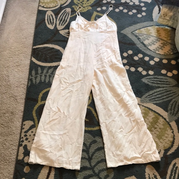 American Eagle Outfitters Pants - American Eagle romper
